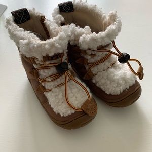 Toddler ugg boots size 8 kids